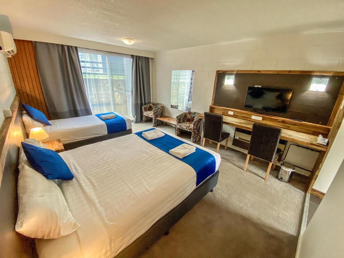 Snow Season Motor Inn Cooma Eksteriør bilde